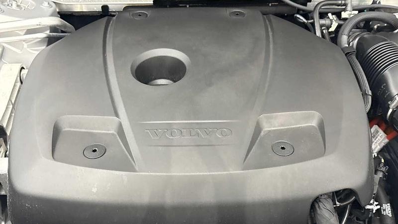 Used Volvo XC60 2025 for sale - 77152112: Photo 15