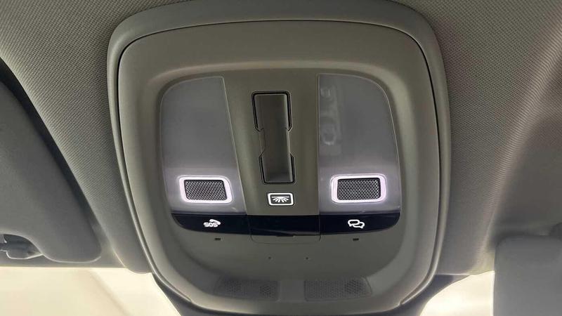 Used Volvo XC60 2025 for sale - 77152112: Photo 33