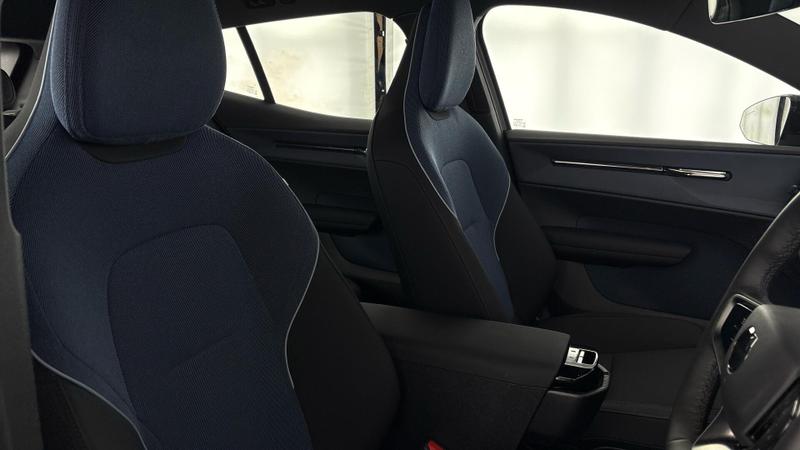 Used Volvo EX30 2025 for sale - 77128129: Photo 24