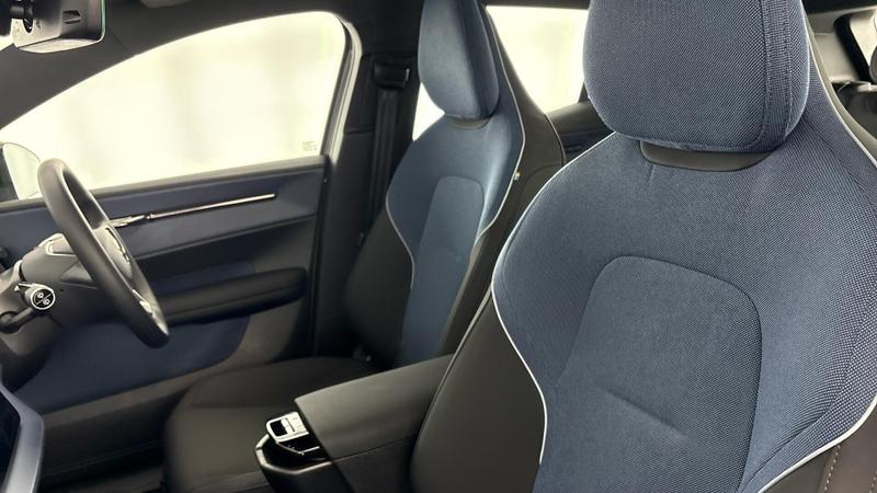 Used Volvo EX30 2025 for sale - 77128129: Photo 34