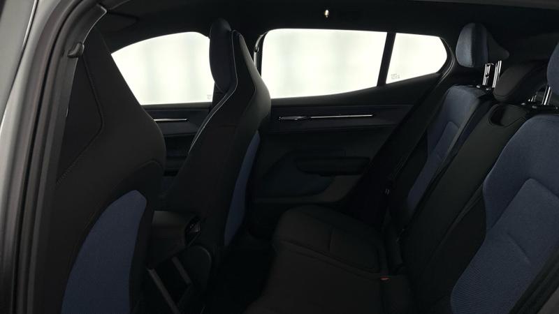 Used Volvo EX30 2025 for sale - 77128129: Photo 9