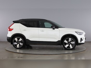 Used Volvo XC40 2023 for sale - 79548303: Photo