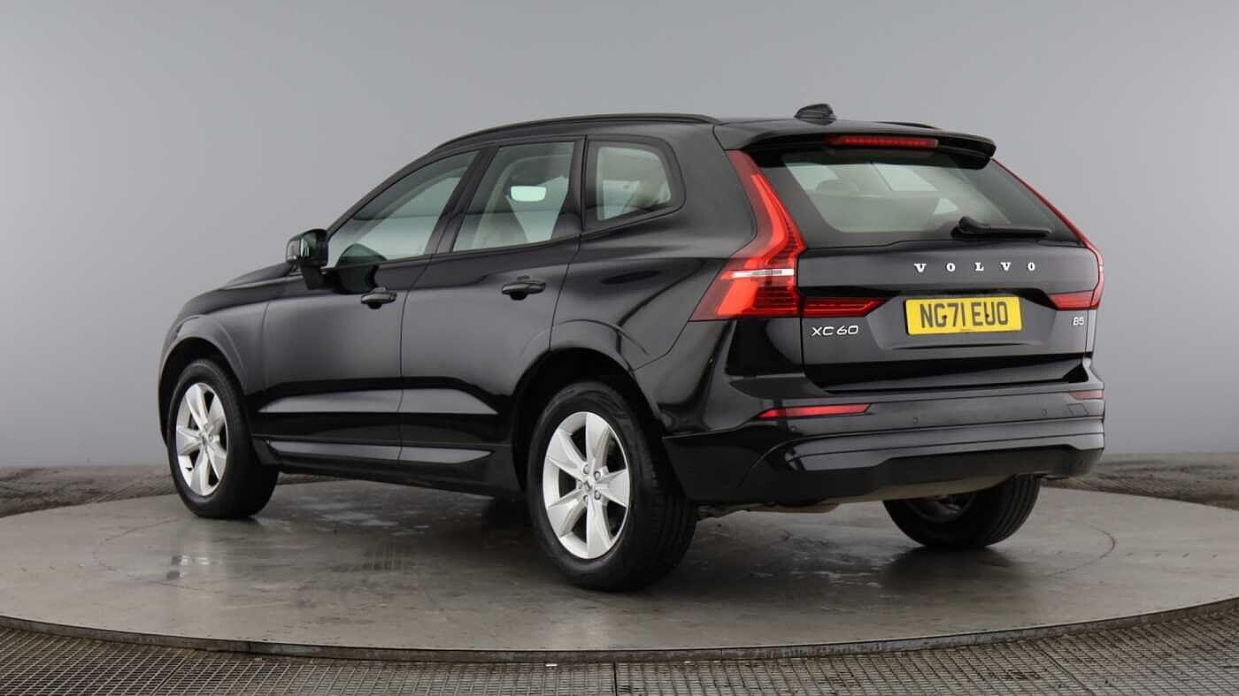 Used Volvo XC60 2021 for sale - 77603230: Photo 3