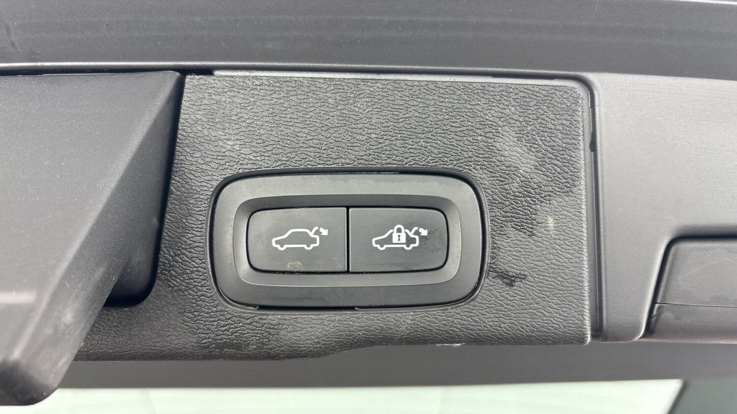 Used Volvo XC60 2018 for sale - 77603867: Photo 16