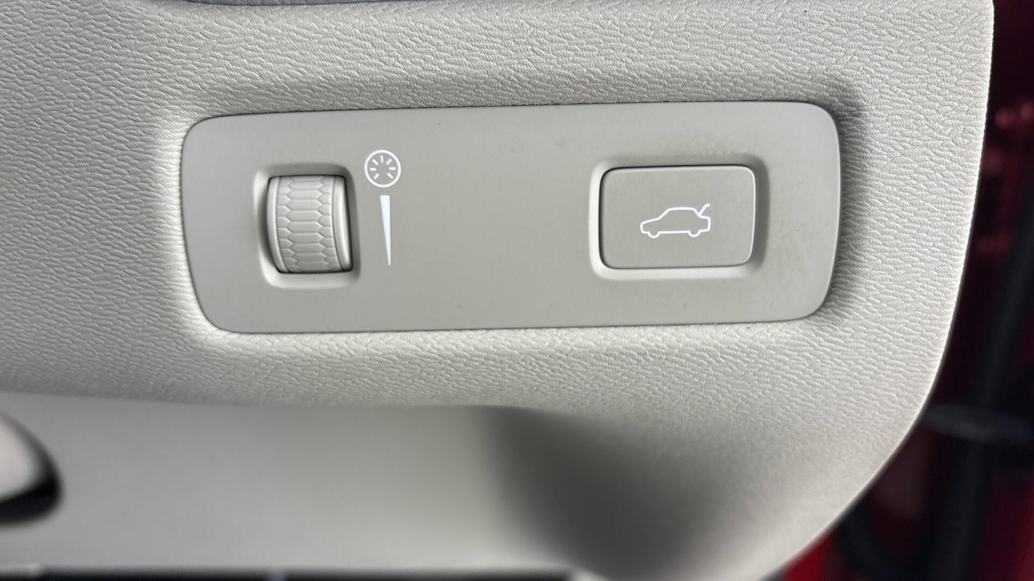 Used Volvo XC60 2018 for sale - 77603867: Photo 23