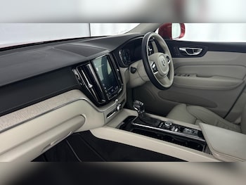 Used Volvo XC60 2018 for sale - 77603867: Photo