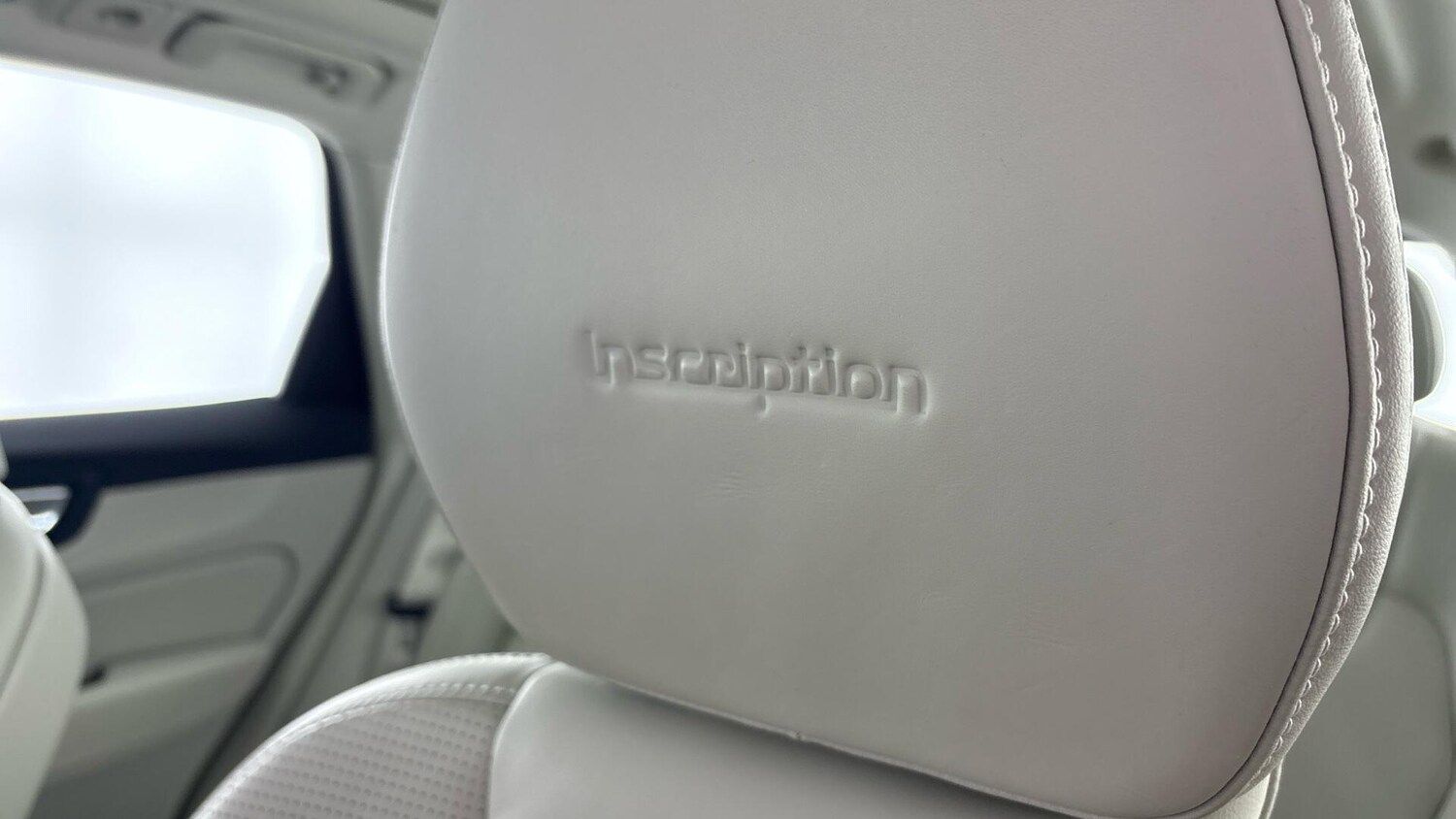 Used Volvo XC60 2018 for sale - 77603867: Photo 40