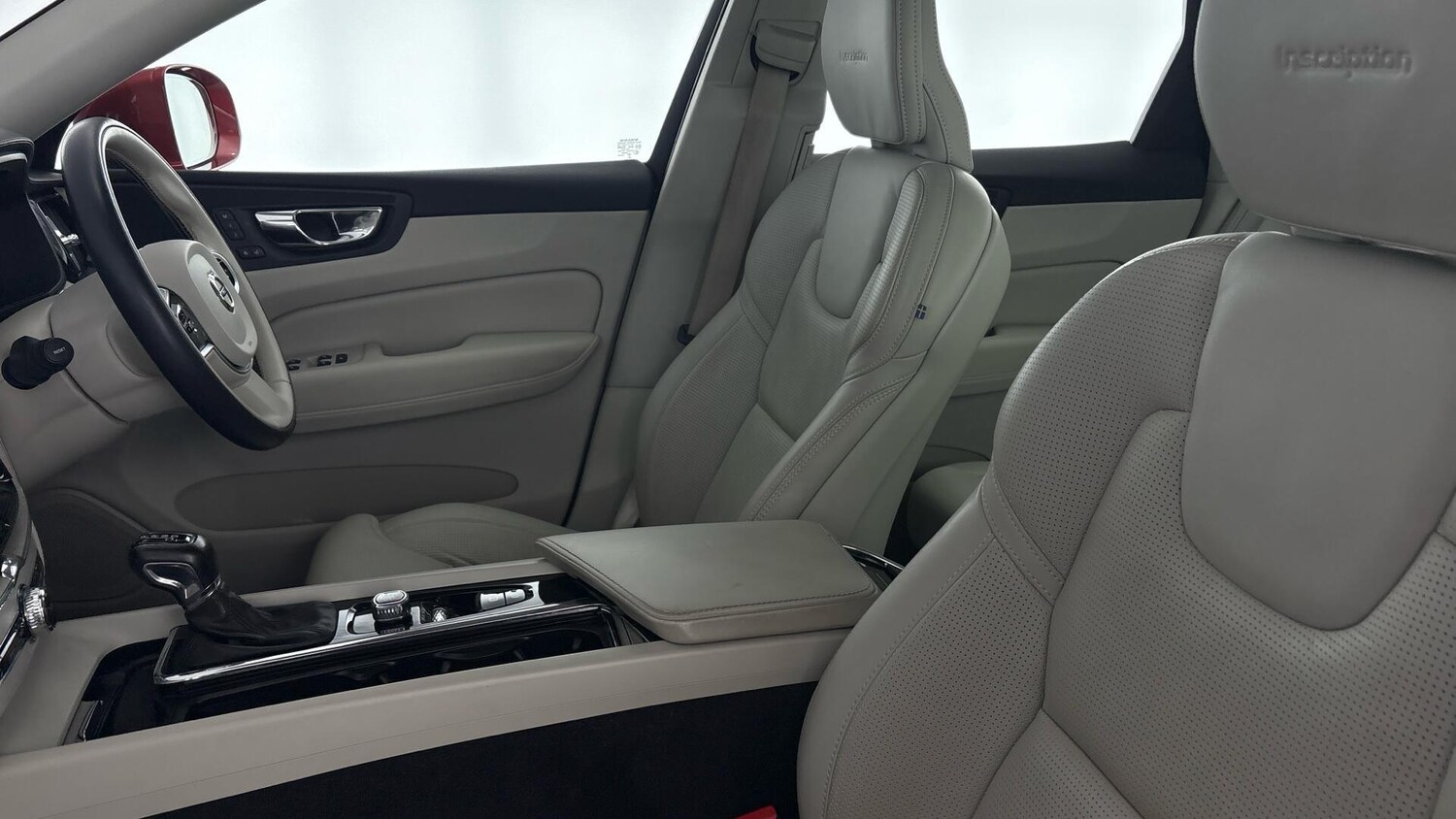 Used Volvo XC60 2018 for sale - 77603867: Photo 41