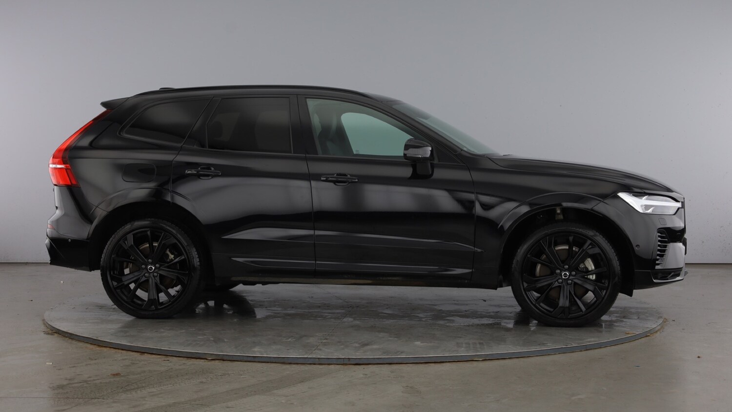 Used Volvo XC60 2024 for sale - 77653226: Photo 4