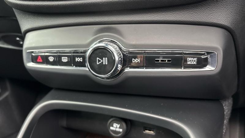 Used Volvo XC40 2019 for sale - 77030741: Photo 28