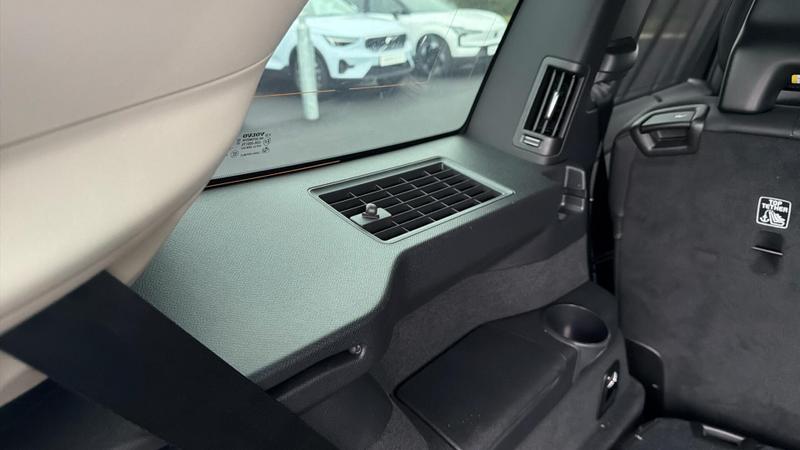 Used Volvo XC90 2025 for sale - 76340183: Photo 31