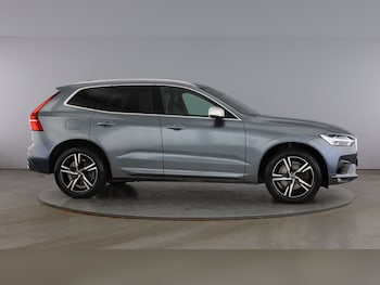 Used Volvo XC60 2017 for sale - 79357174: Photo