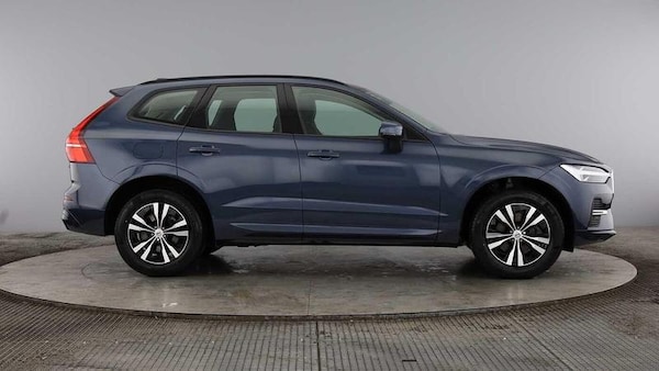 Used Volvo XC60 2023 for sale - 76196446: Photo 2