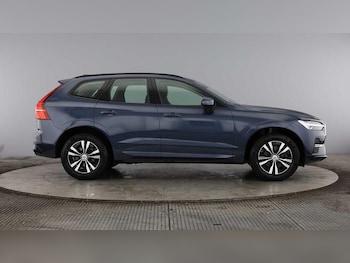 Used Volvo XC60 2023 for sale - 76196446: Photo 2