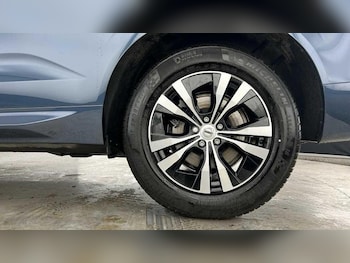 Used Volvo XC60 2023 for sale - 76196446: Photo 4
