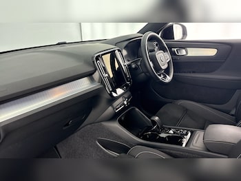Used Volvo XC40 2025 for sale - 78929329: Photo