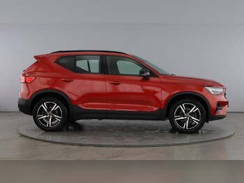 Used Volvo XC40 2023 for sale - 76933590: Photo