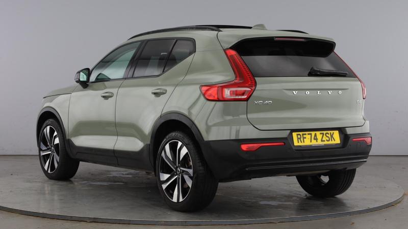 Used Volvo XC40 2025 for sale - 76710133: Photo 3