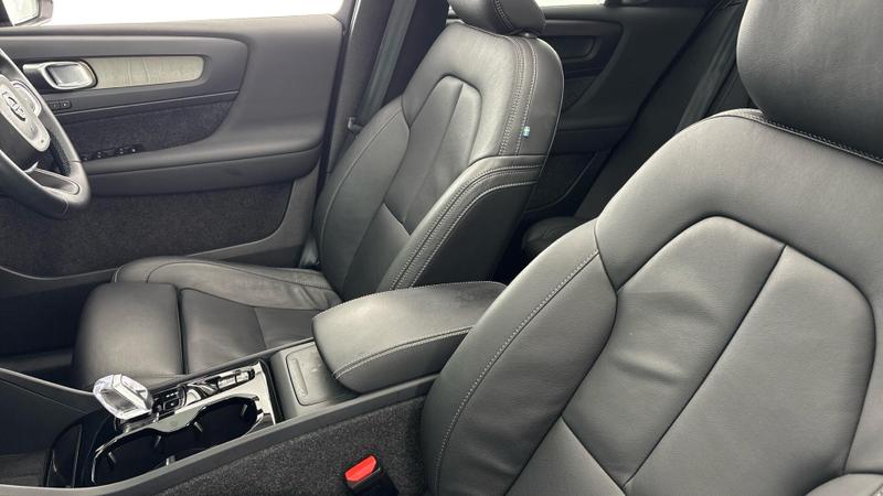 Used Volvo XC40 2025 for sale - 76710133: Photo 39