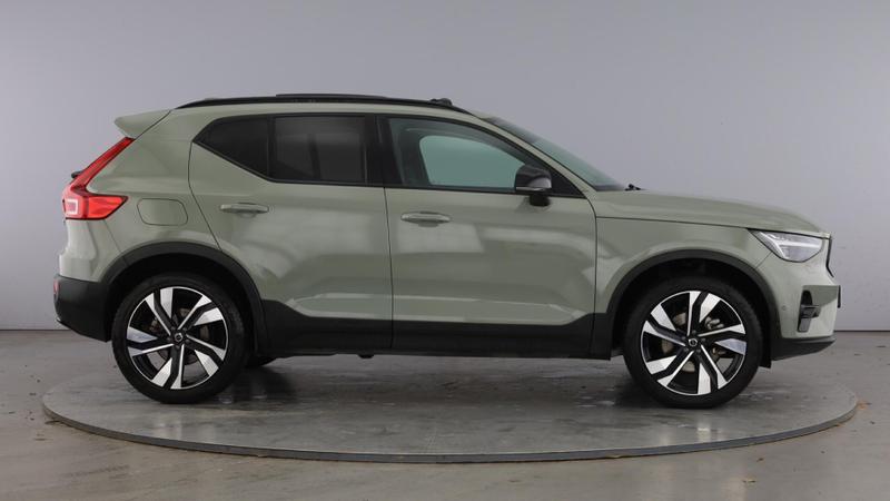 Used Volvo XC40 2025 for sale - 76710133: Photo 4