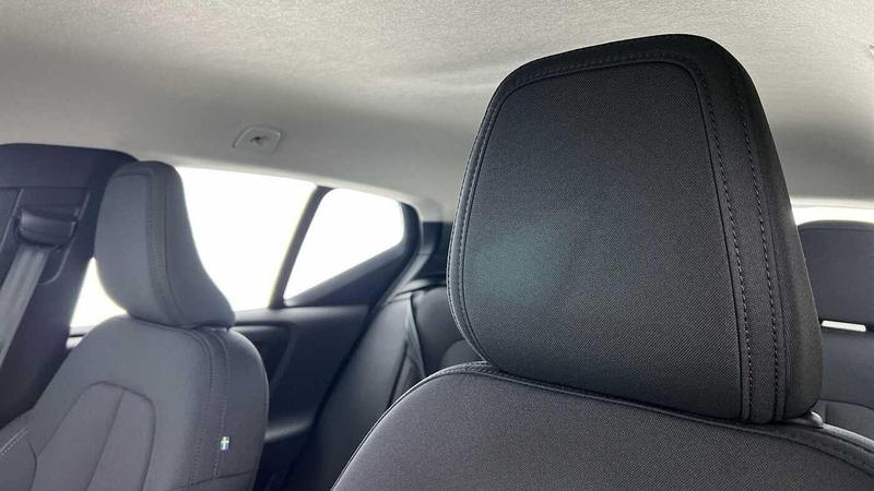 Used Volvo XC40 2022 for sale - 76631241: Photo 11