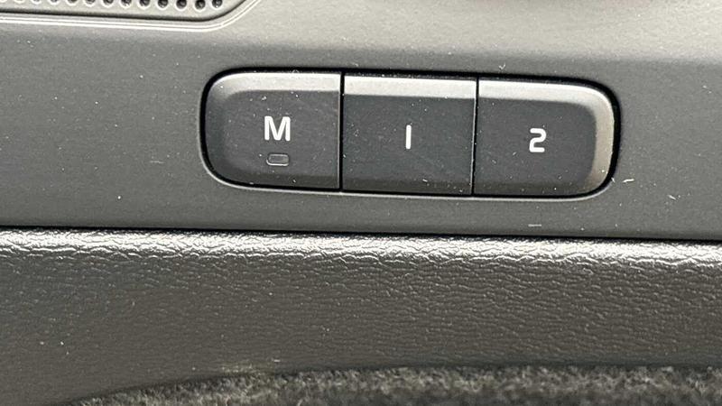 Used Volvo XC40 2024 for sale - 77301225: Photo 25