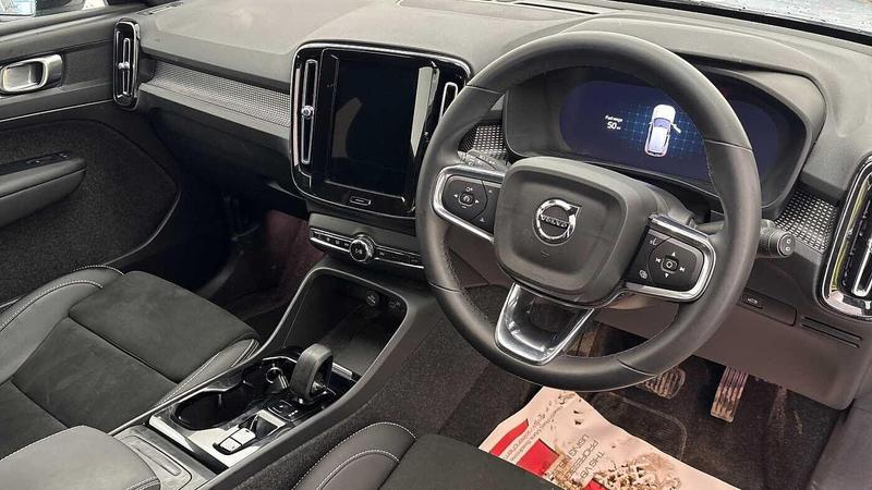 Used Volvo XC40 2024 for sale - 77301225: Photo 9