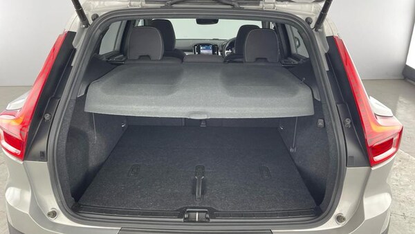 Used Volvo XC40 2023 for sale - 75385741: Photo 12