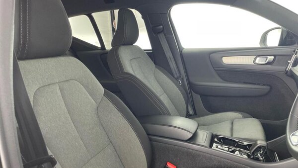 Used Volvo XC40 2023 for sale - 75385741: Photo 13
