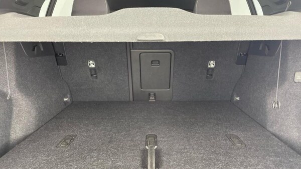 Used Volvo XC40 2023 for sale - 75385741: Photo 24