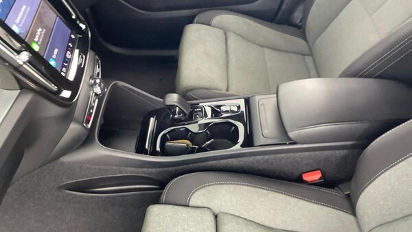 Used Volvo XC40 2023 for sale - 75385741: Photo 29