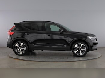 Used Volvo XC40 2023 for sale - 78135103: Photo