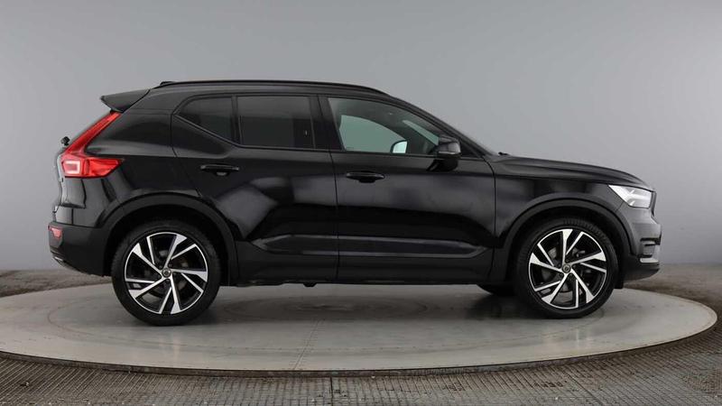 Used Volvo XC40 2022 for sale - 76196546: Photo 2