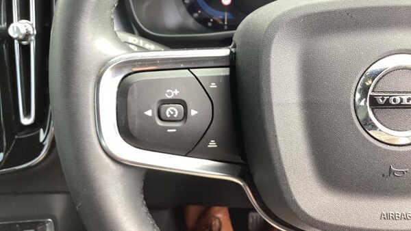 Used Volvo XC40 2023 for sale - 75058155: Photo 15