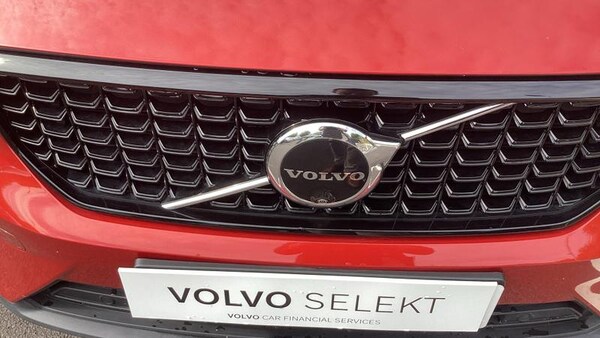 Used Volvo XC40 2023 for sale - 75058155: Photo 54