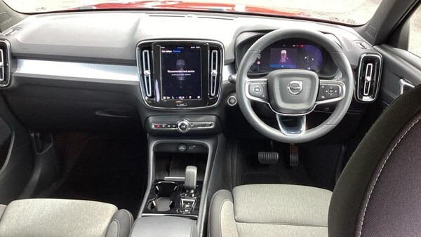 Used Volvo XC40 2023 for sale - 75058155: Photo 8