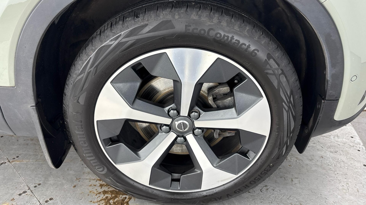 Used Volvo XC40 2023 for sale - 77506305: Photo 5