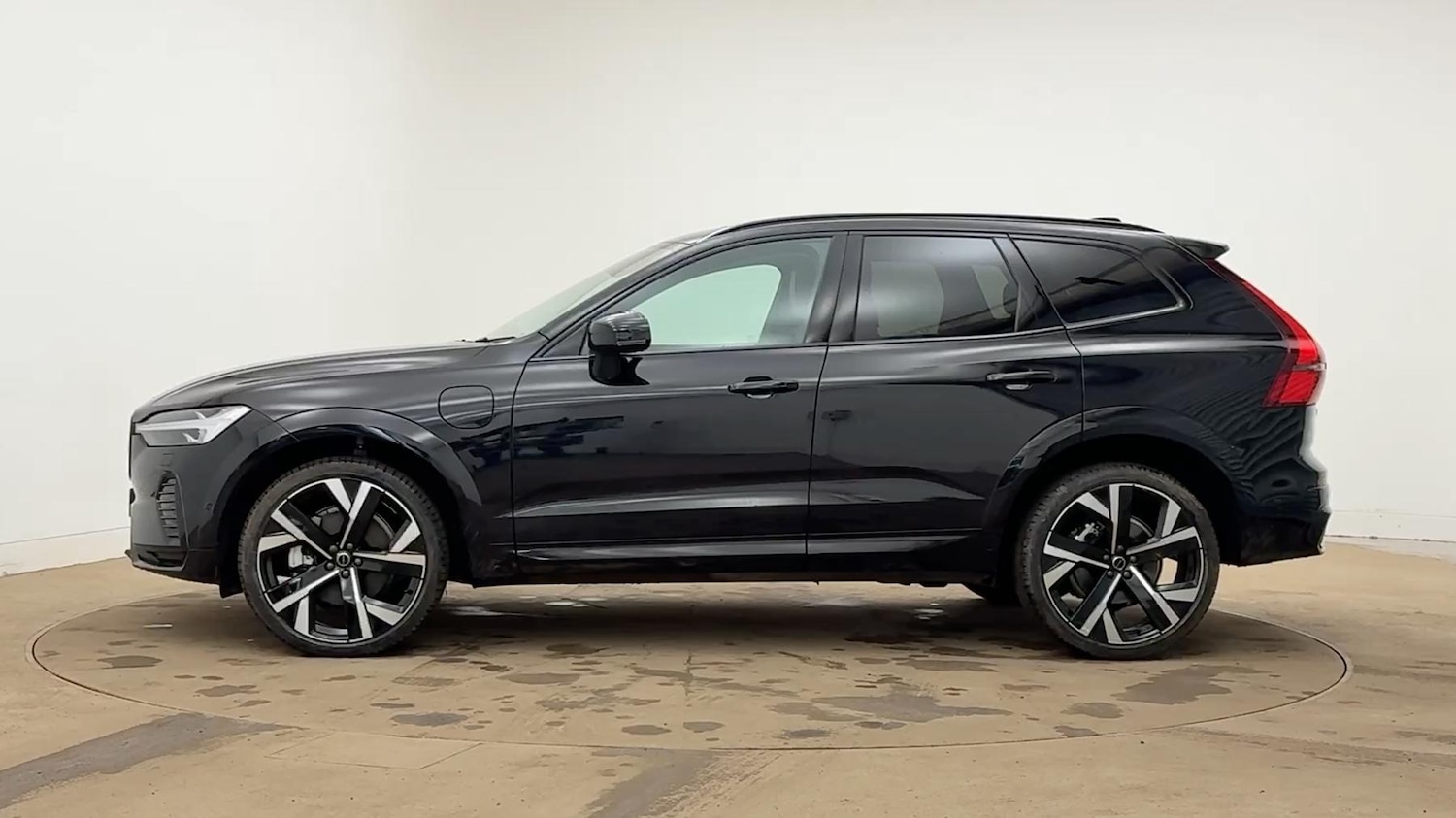 Used Volvo XC60 2025 for sale - 78067074: Photo 6