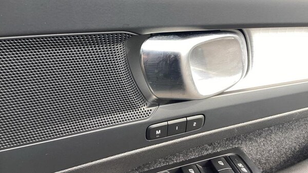 Used Volvo XC40 2023 for sale - 75446272: Photo 20