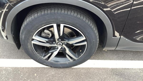 Used Volvo XC40 2023 for sale - 75446272: Photo 32