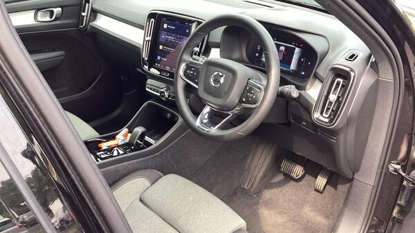 Used Volvo XC40 2023 for sale - 75446272: Photo 6