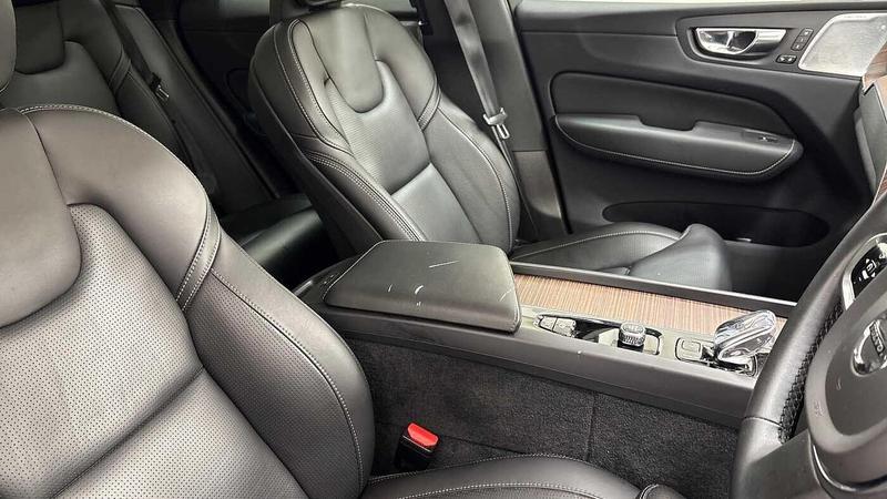 Used Volvo XC60 2022 for sale - 77462395: Photo 29