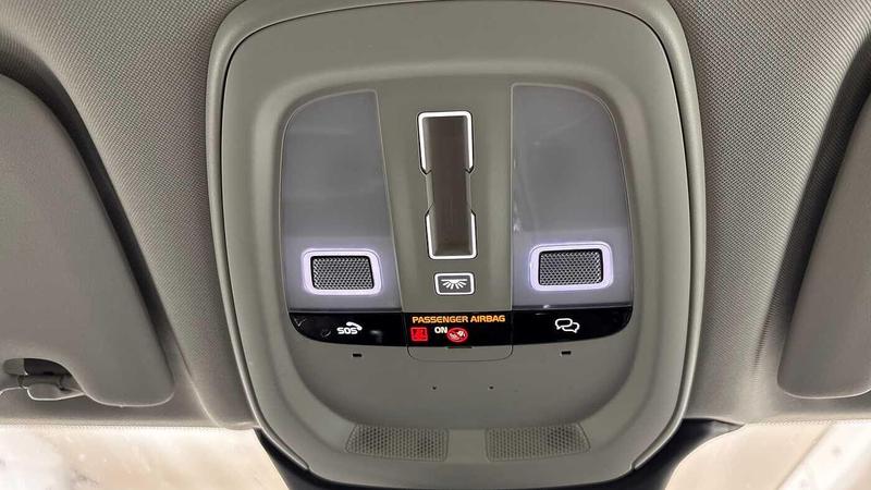 Used Volvo XC60 2022 for sale - 77462395: Photo 33