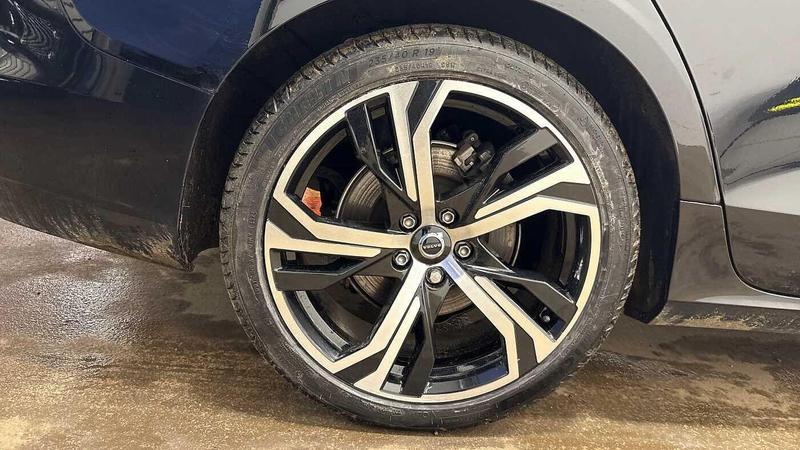 Used Volvo V60 2025 for sale - 77312679: Photo 19