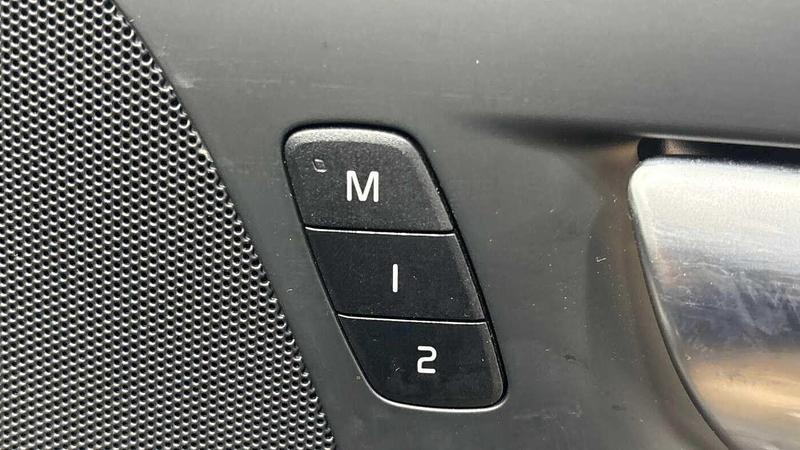 Used Volvo V60 2025 for sale - 77312679: Photo 25