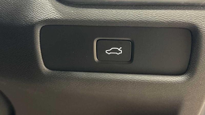 Used Volvo V60 2025 for sale - 77312679: Photo 29