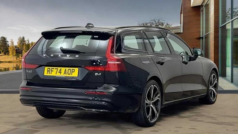 Used Volvo V60 2025 for sale - 77312679: Photo 3