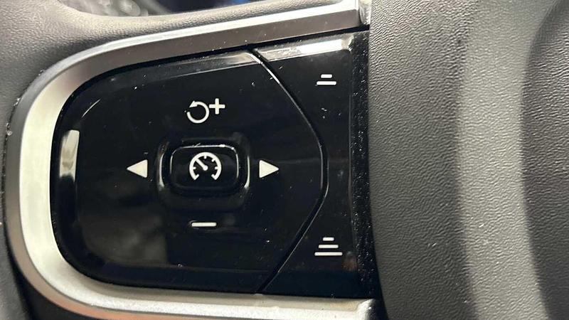 Used Volvo V60 2025 for sale - 77312679: Photo 30