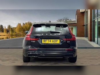 Used Volvo V60 2025 for sale - 77312679: Photo