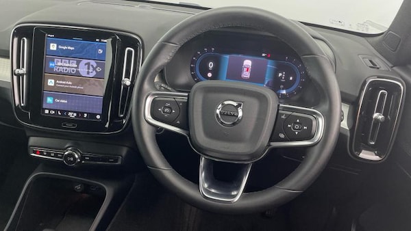 Used Volvo XC40 2023 for sale - 75543416: Photo 10